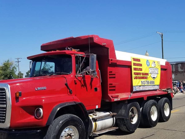 Red ford dump truck